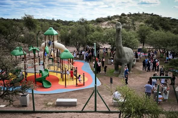 Derribando Mitos - Jornada Provincial de Autismo en Villa Mercedes